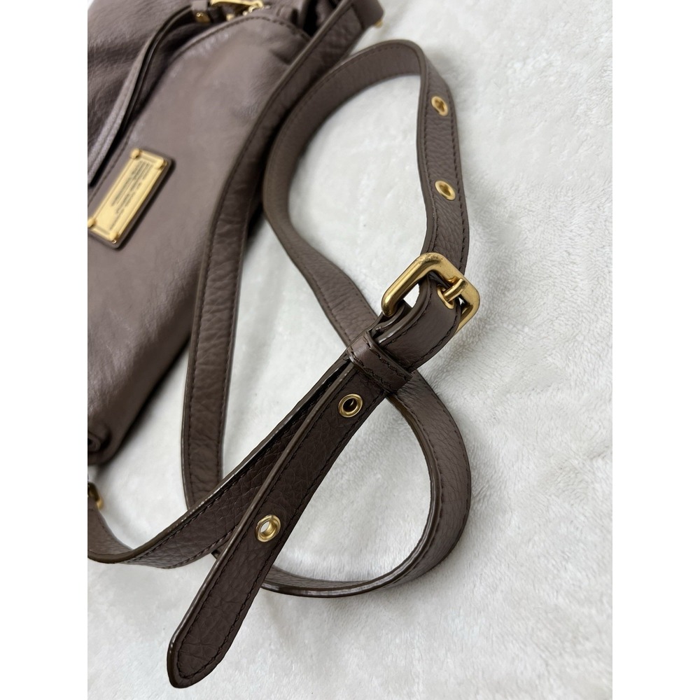 MARC BY MARC JACOBS Classic Q NATASHA Ash Brown Pebbled Crossbody Shoulder Bag - Picture 16 of 16